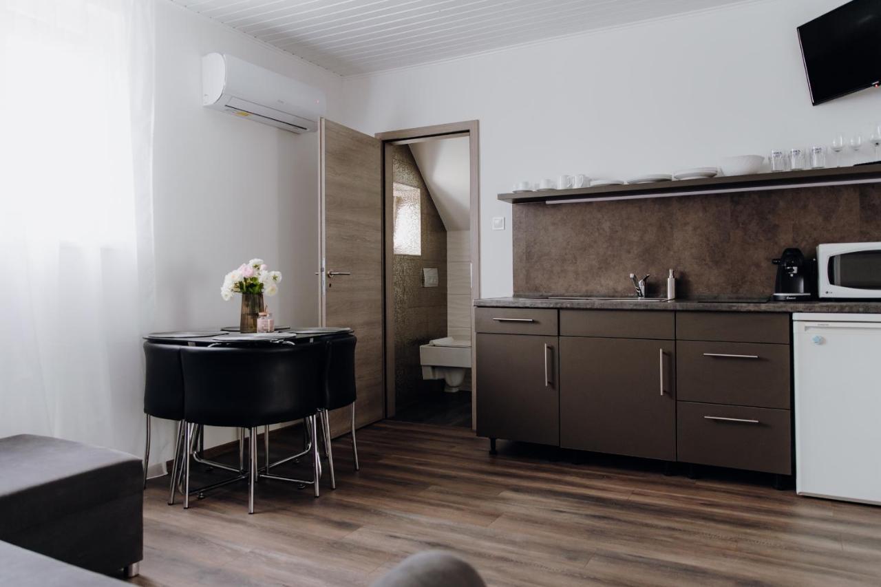 Nyirfa Apartman Вонярквашеги Екстериор снимка